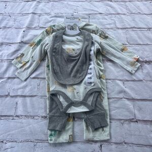 Burt's Bees Baby Outfit Set with Gray Bib Organic